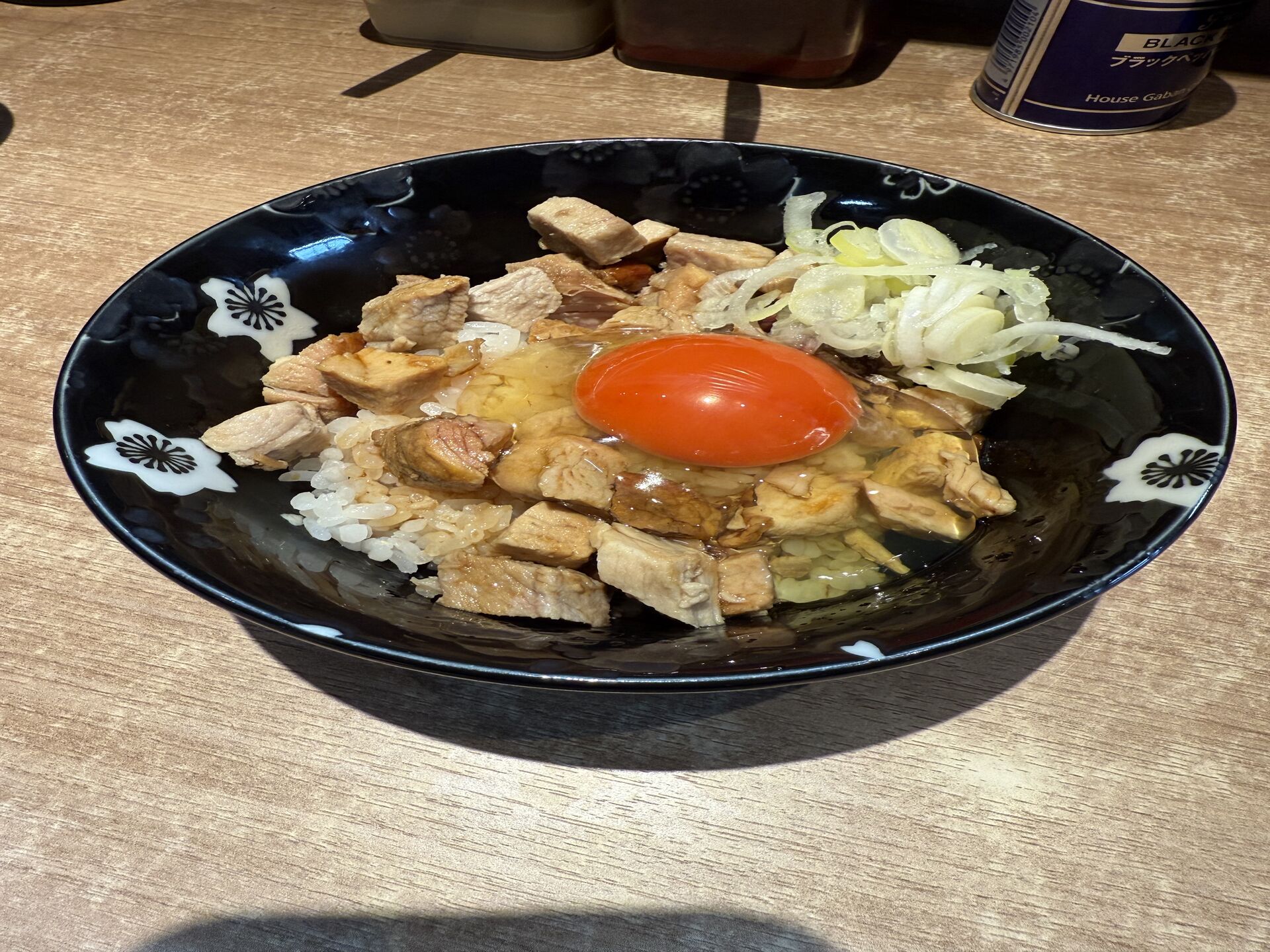 寒くなって来た季節にはラーメンですね！